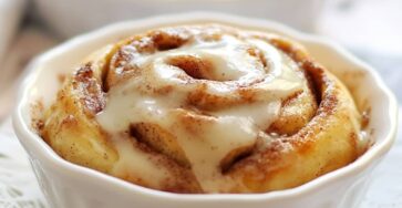 Chai Cinnamon Rolls