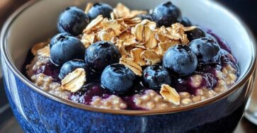 Blueberry Pie Overnight Oats